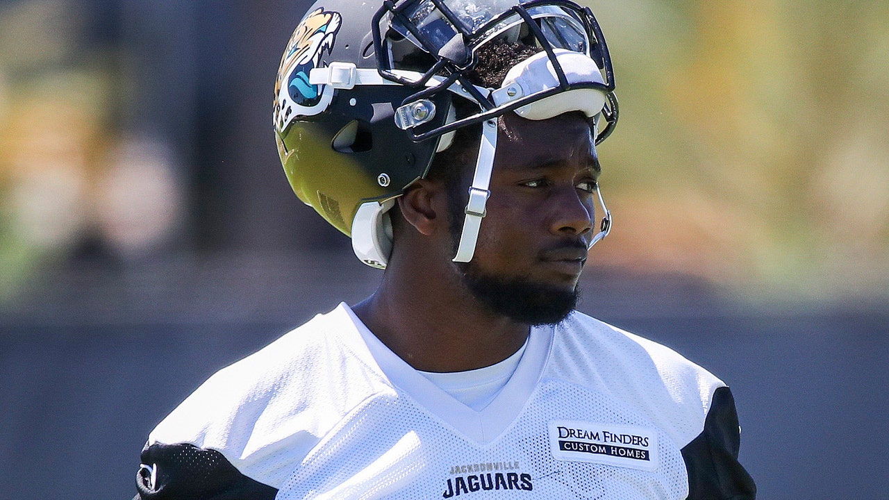 Jaguars defensive end Dante Fowler Jr. apologizes following arrest